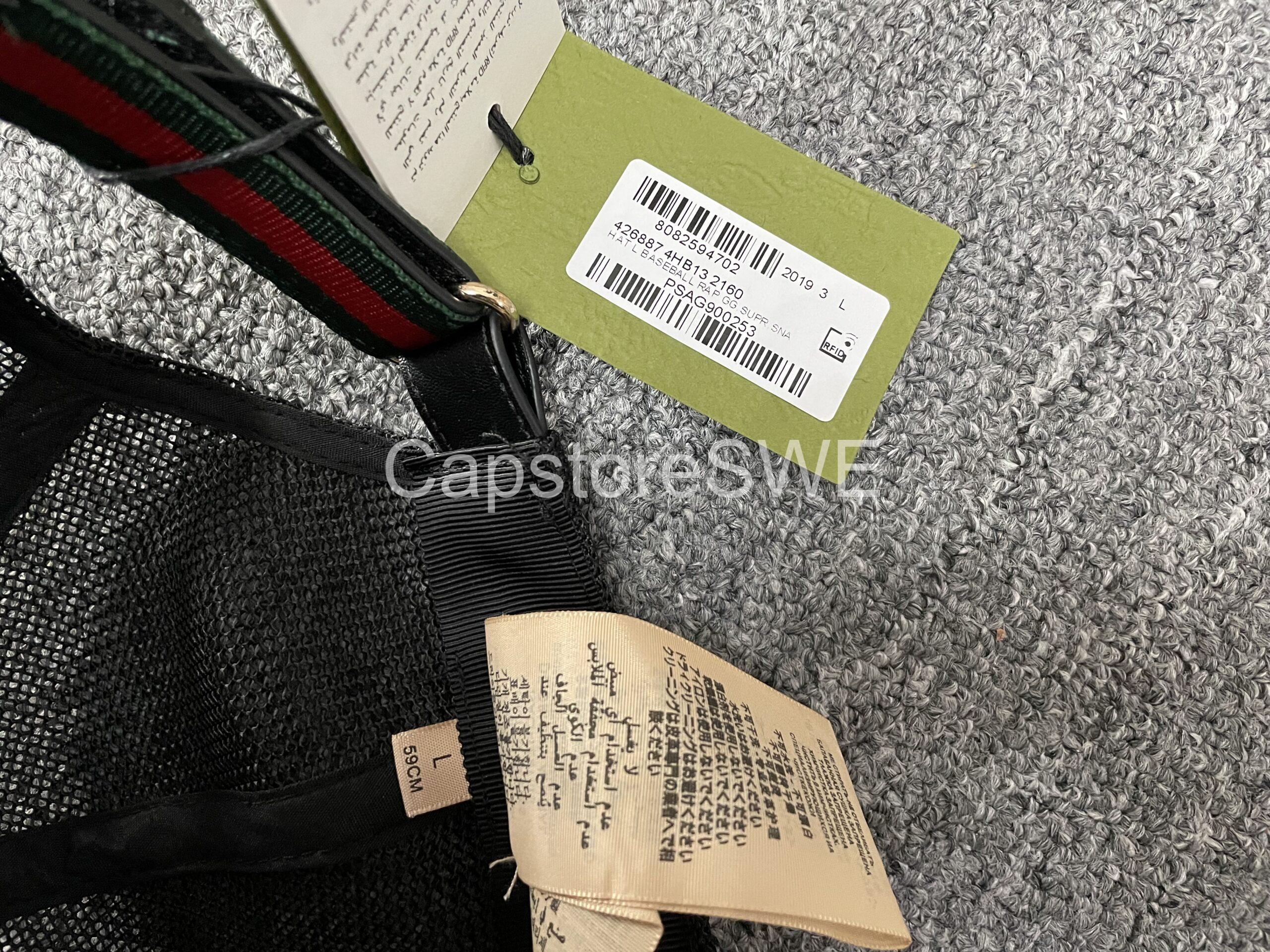 gucci beige gg supreme cap with tiger print gucci beige gg supreme cap with tiger print