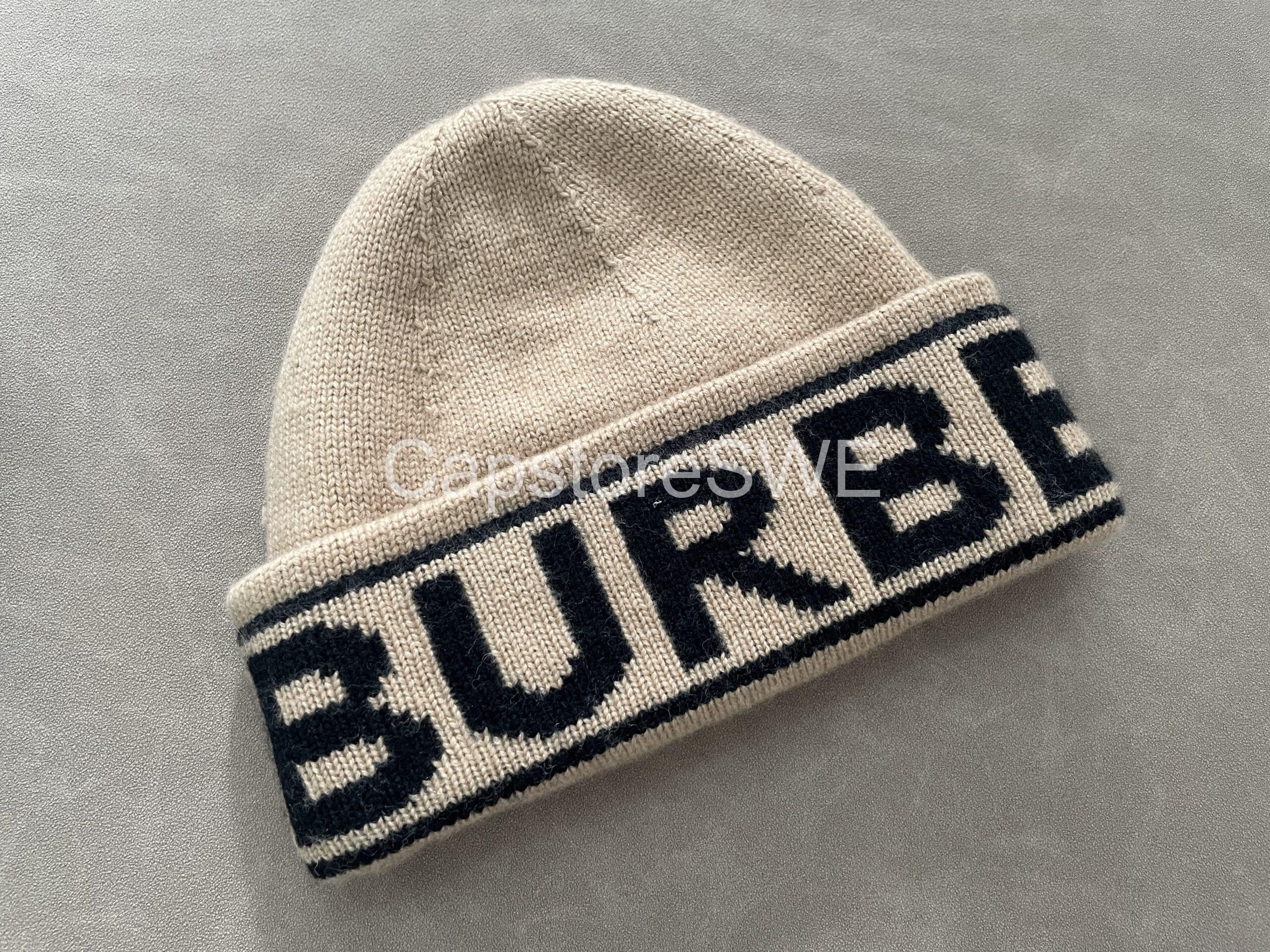 burberry logo knit beanie – black & beige burberry logo knit beanie – black & beige