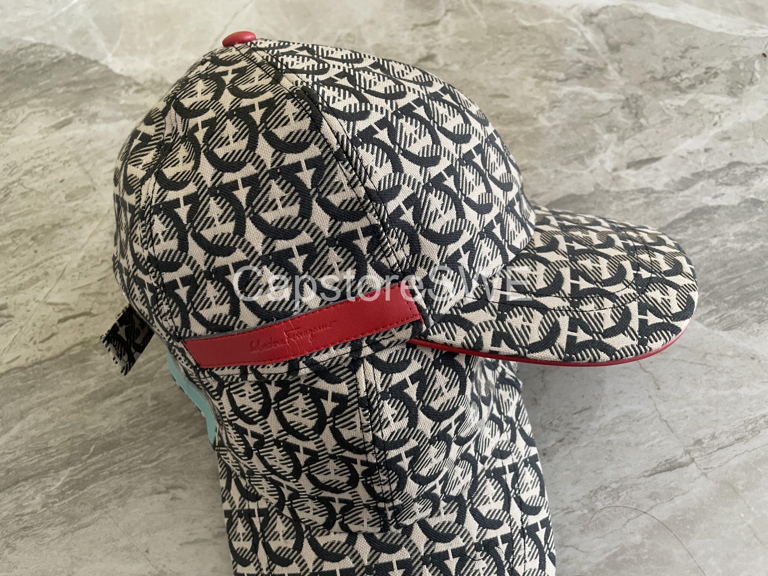 salvatore ferragamo gancini print baseball cap – beige/black with green leather trim salvatore ferragamo gancini print baseball cap – beige/black with green leather trim