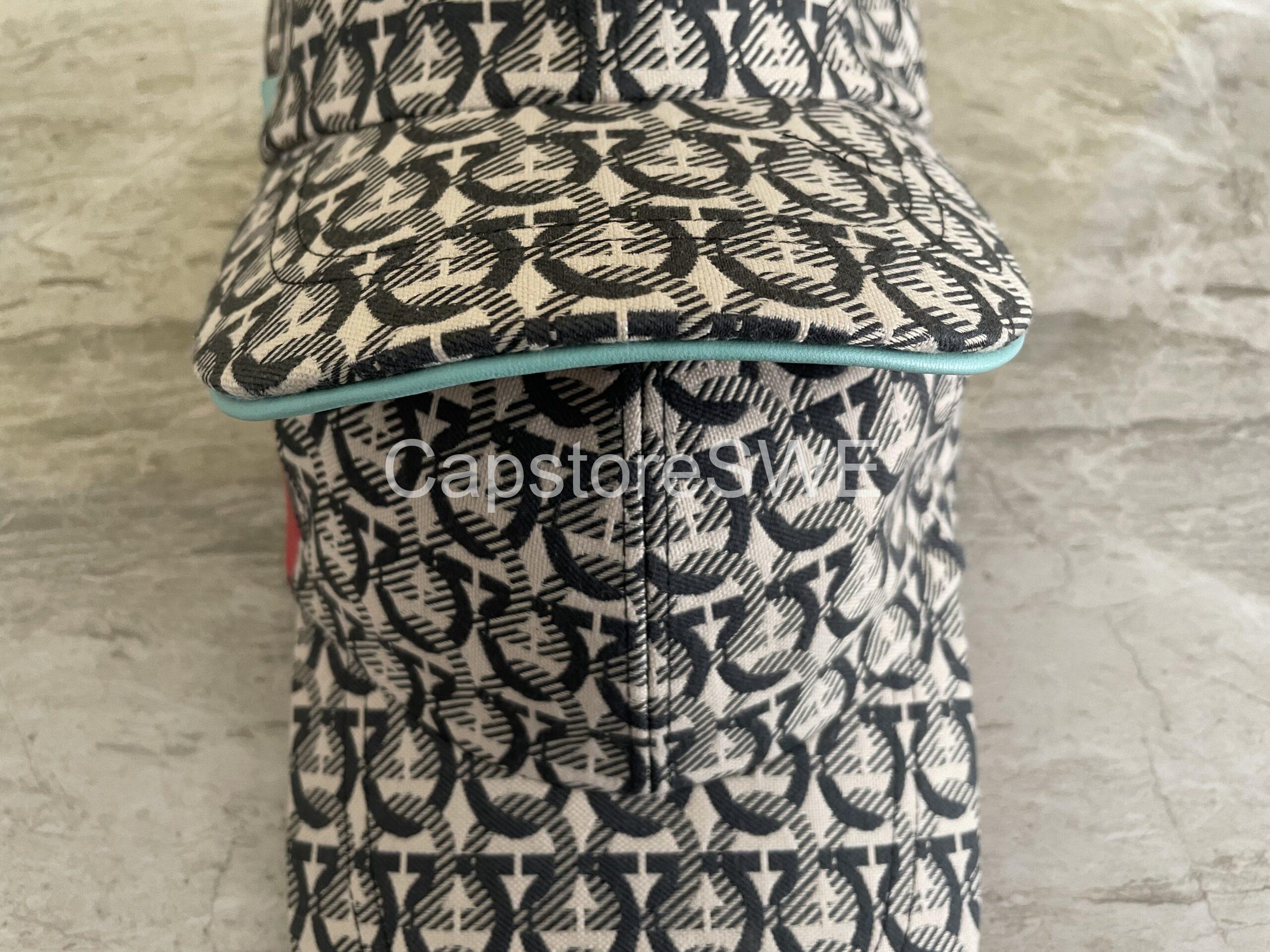 salvatore ferragamo gancini print baseball cap – beige/black with green leather trim salvatore ferragamo gancini print baseball cap – beige/black with green leather trim